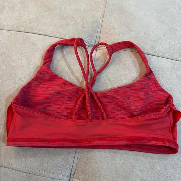 Lululemon Sports Bra Free to Be Size 6 - Picture 11 of 11